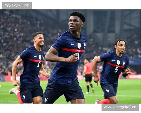 巴黎中场表面流畅实则承压，高强度对抗下稳定性面临考验