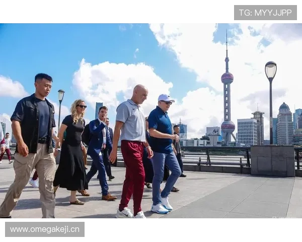 王燊超一顿饭花几千块，旁边大爷腿毛都竖起来了吧？