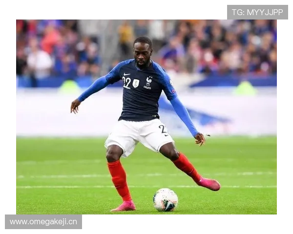 多特蒙德中场连接断裂问题显现，推进效率下降影响进攻稳定性